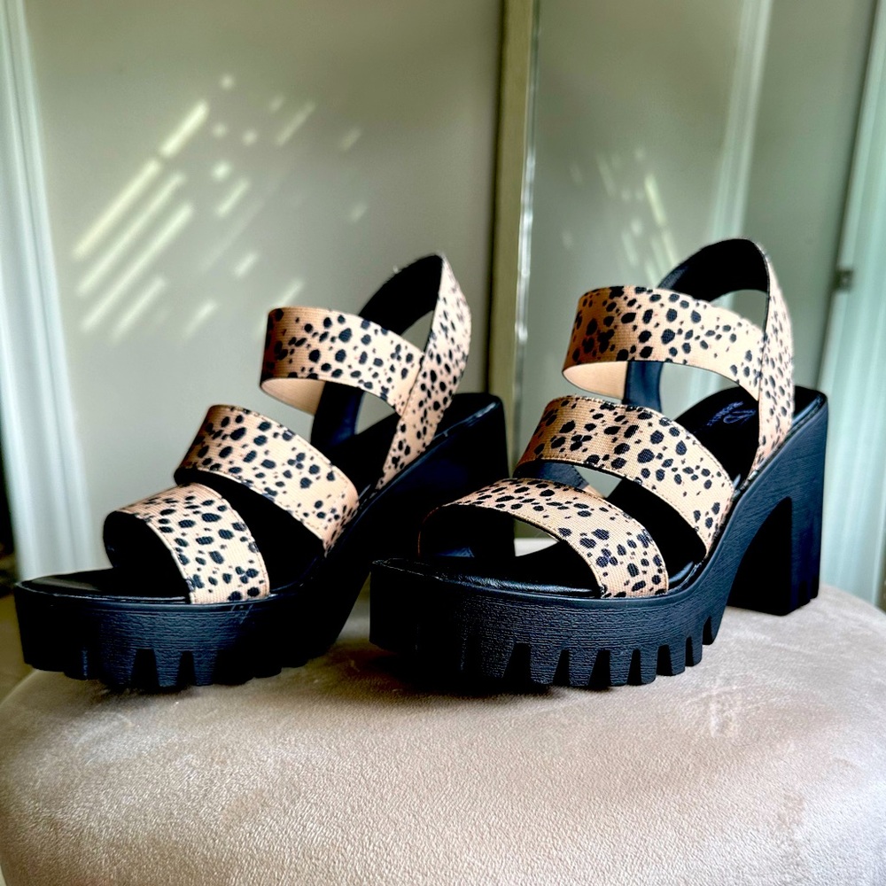 Adorable shoes
